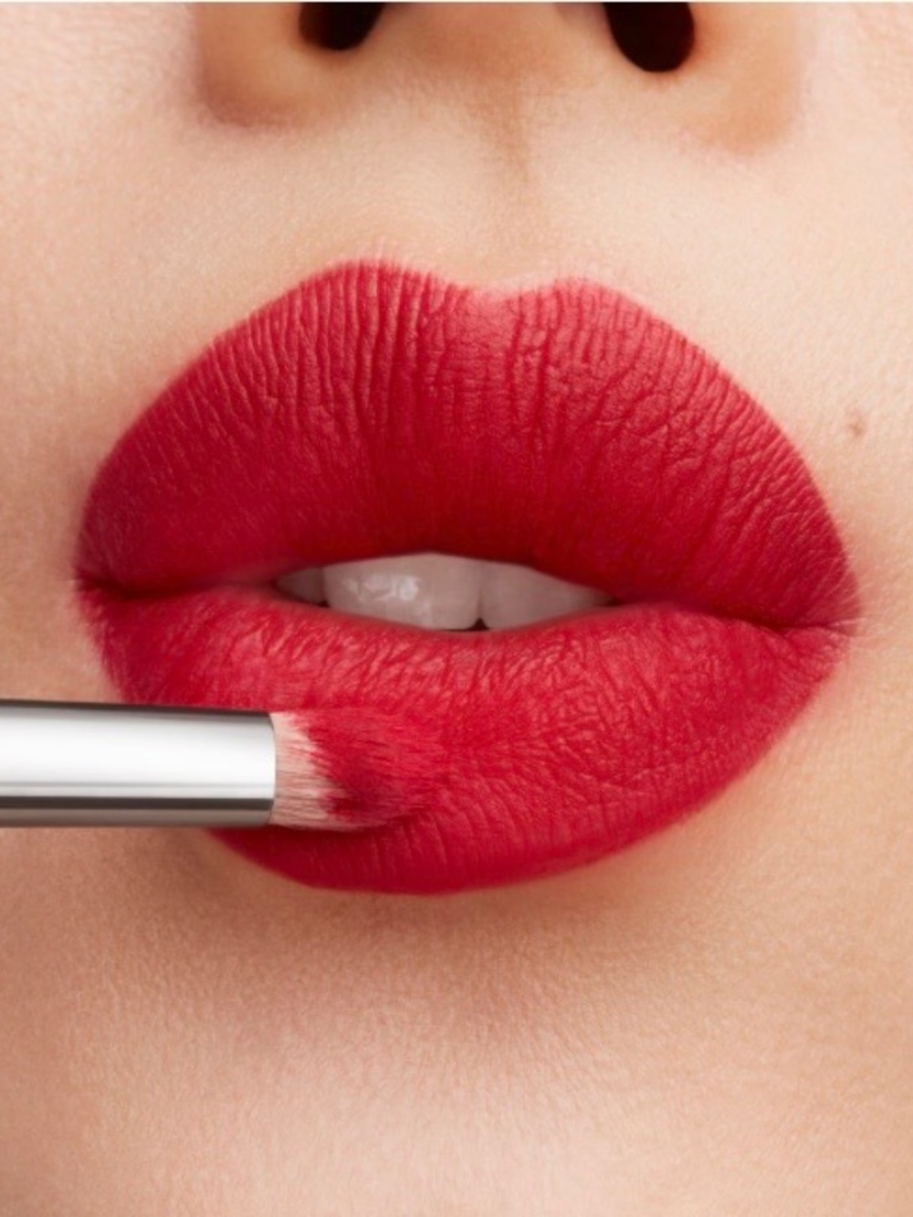 MAC Macxymal Matte Lipstick in 691 Ruby Woo - Picture 3 of 4